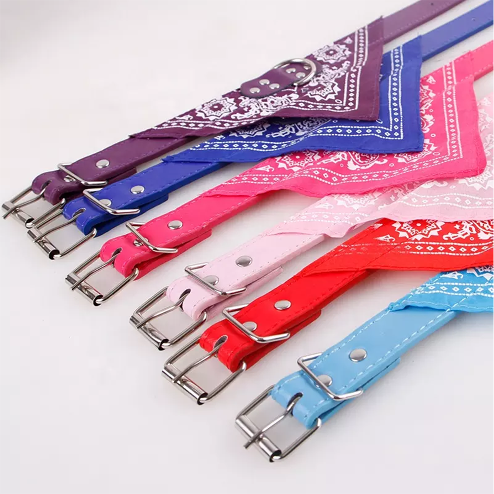 Haustier Halsband Bandana Schal Dreieck PU Leder Lätzchen für Hunde / Welpen Detailbild